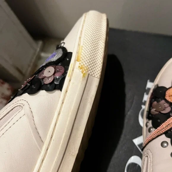 Coach Women’s Sz 11 White Leather Slip On Sneakers Star Embellishment Sequin - Picture 11 of 12